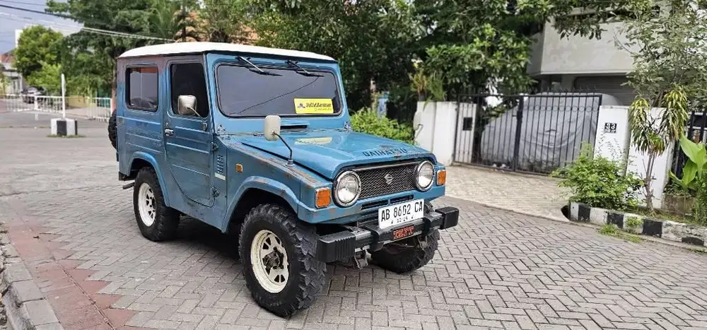 Taft F50 4x4 th 1982 ,100%ori cat dan interior,Simpanan,Low Km,koleksi