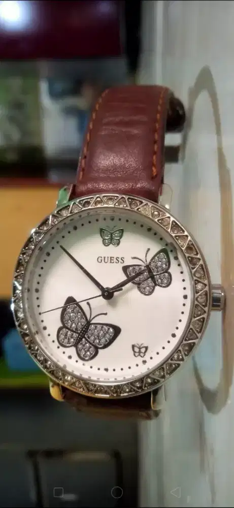JAM TANGAN WANITA GUESS