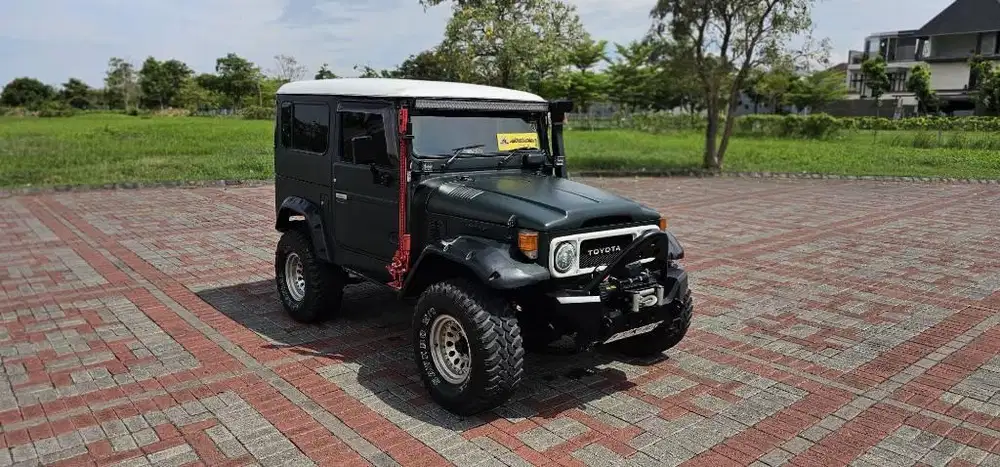 Toyota Hartop Diesel Matik 4x4 thn 1981 Surat Tembus, Full Audio Winch