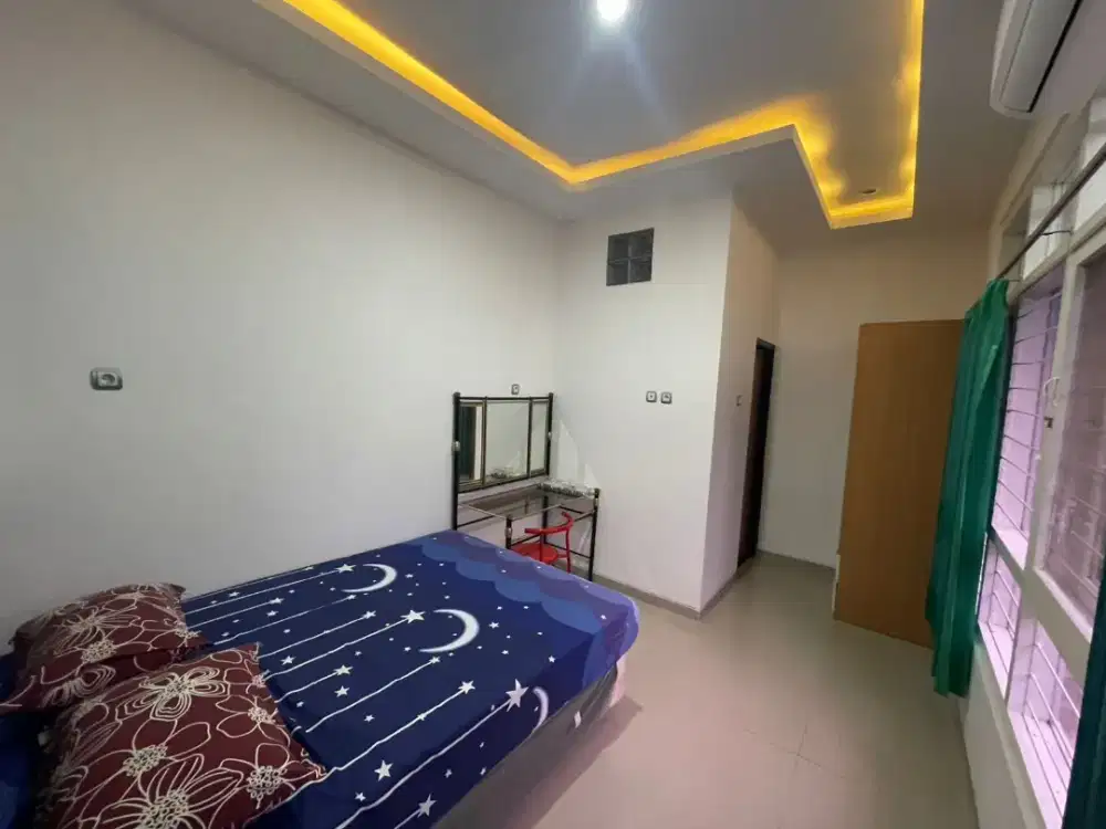 KOST PUTRI AMOR COZY HOME