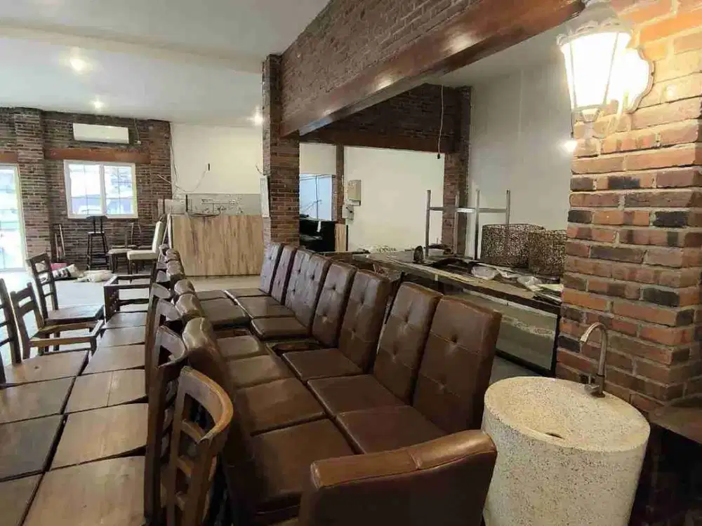 Disewakan Tempat Usaha Di Jalan Kedua Mayjend Sungkono Surabaya