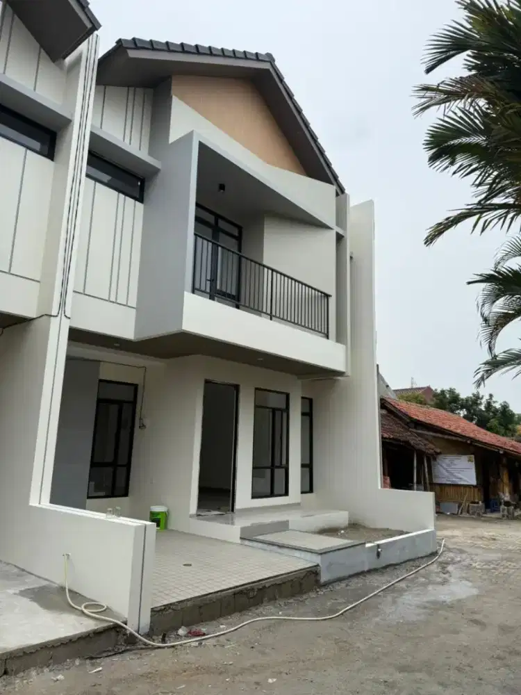 RUMAH  TANJUNG BARAT JAKSEL