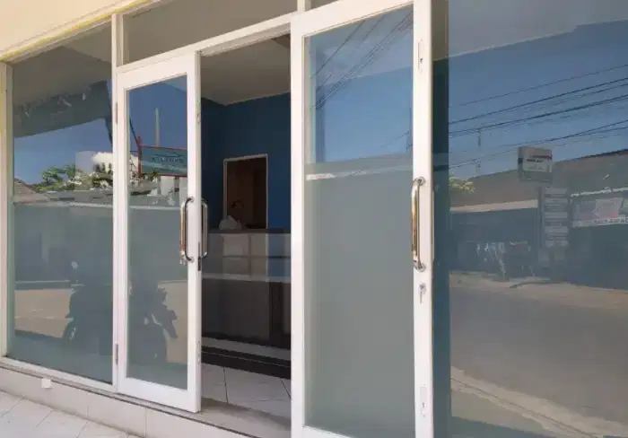 KACA FILM ONE WAY ANTI GORES ANTI PANAS & STICKER SANDBLAST BURAM