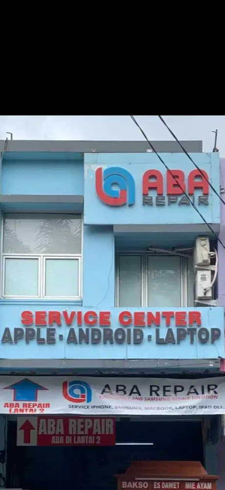 Loker Customer Service