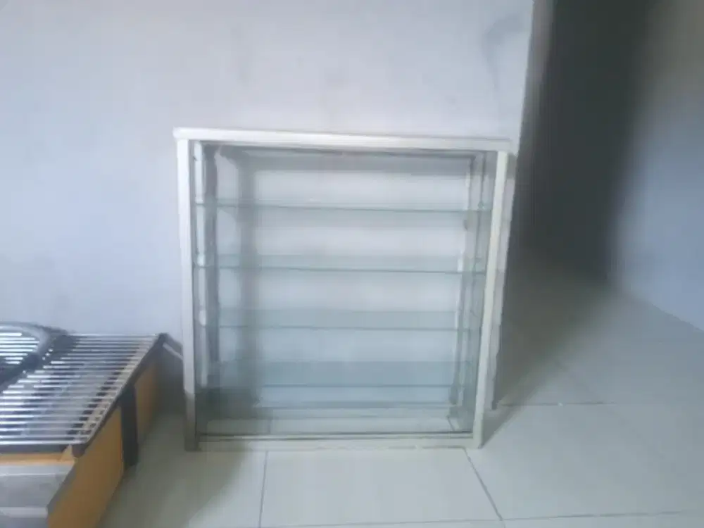 Estalase buat jualan