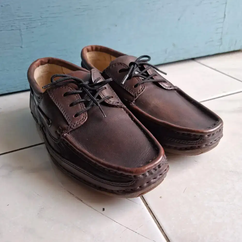 Second sepatu timberland loafer
