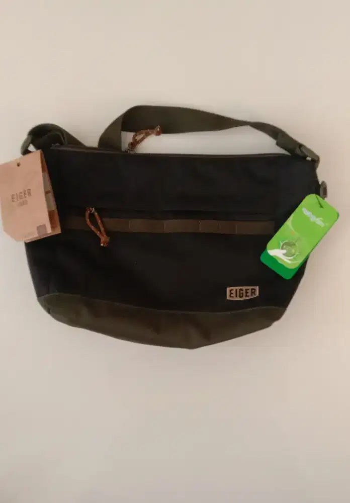 EIGER Distant 2.0 Shoulder Bag NEW Original