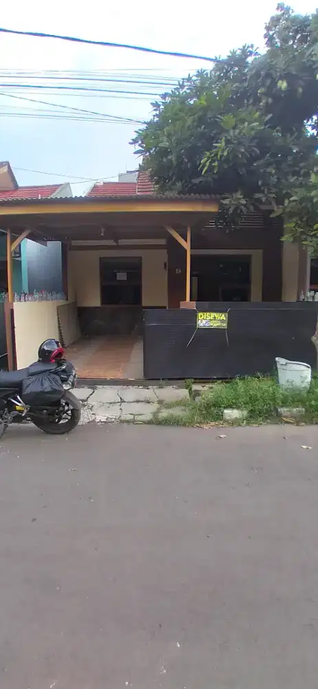 Disewakan rumah komplek setra dago antapani bandung