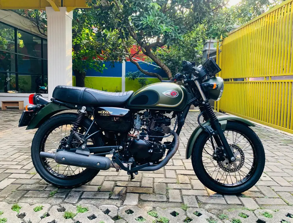 Kawasaki w175 se 2018