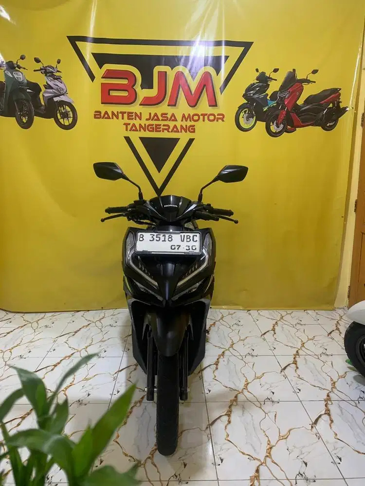 DP.1JT HONDA NVARIO 125 TAHUN 2025 CASH & CREDIT