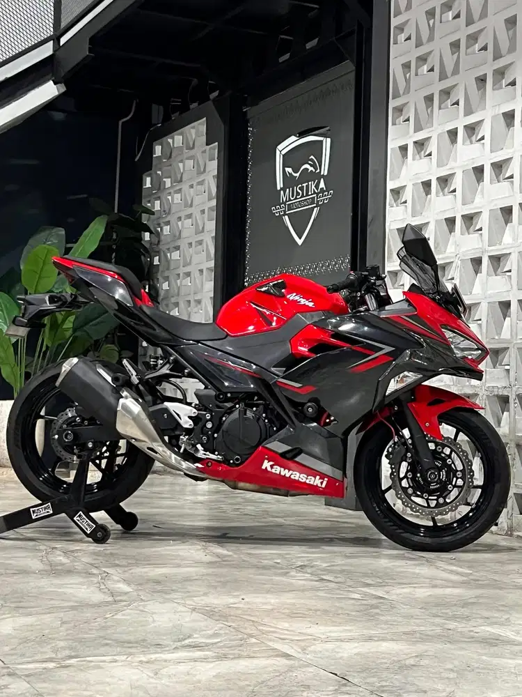 Istimewa ODO 3RB!!Kawasaki Ninja 250 ABS keyless th 2020-Ayu Mustika