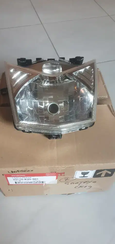 Batok lampu depan beat fi baru original AHM