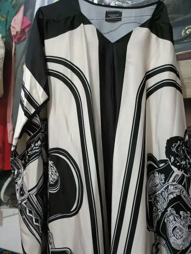 kaftan mewah simple elegant