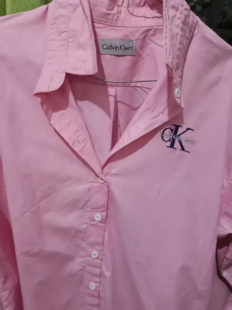 kemeja calvin klein