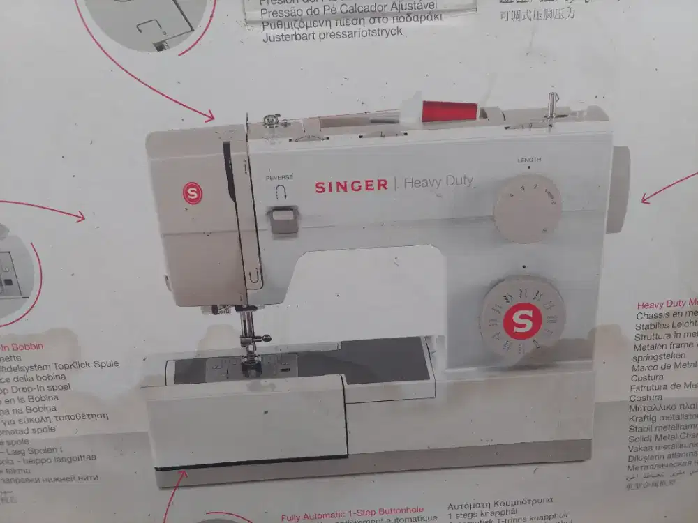 Mesin Jahit Portable Singer Heavy Duty 5523