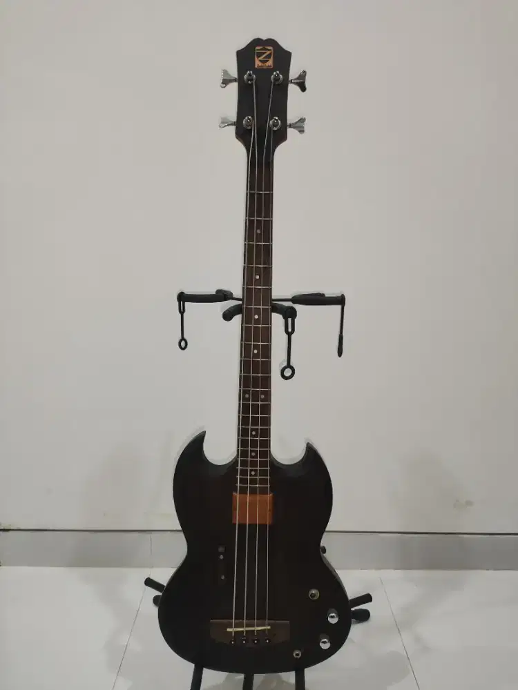 Dijual Bass Short Scale 30