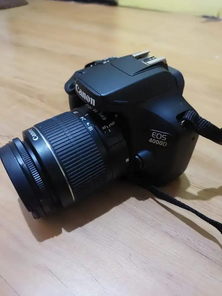 DSLR CANON 4000D