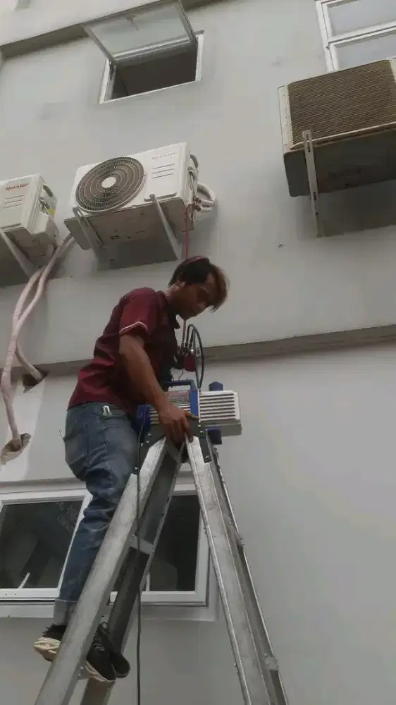 SERVICE AC KULKAS MESIN CUCI POMPA AIR BONGKAR PASANG AC