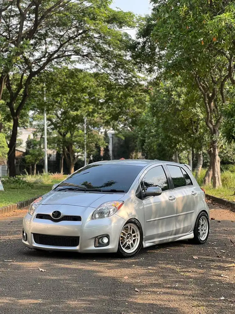 (JUAL CASH BU) Toyota Yaris S Limited AT 2013 Full Modif Ganteng