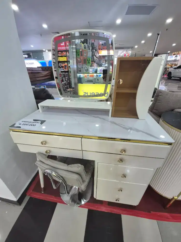 MEJA RIAS TERBARU PROMO CREDIT BUNGA 0% FREE 1KALI CICILAN