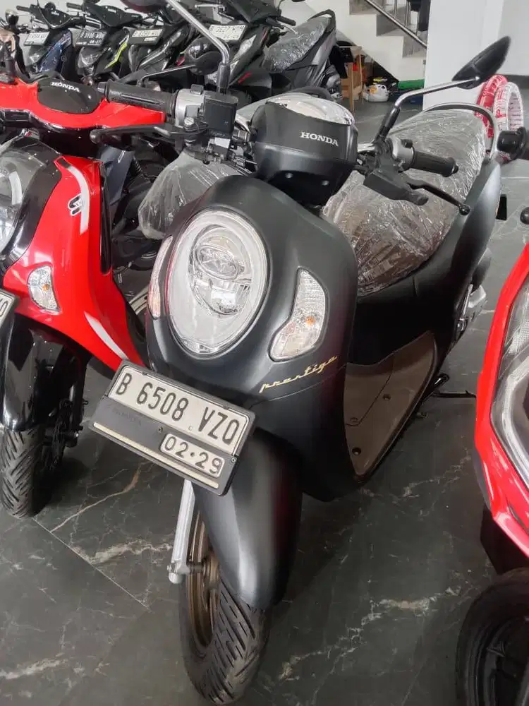 SCOOPY Prestige 2023 Pajak Panjang - Maulana Motor