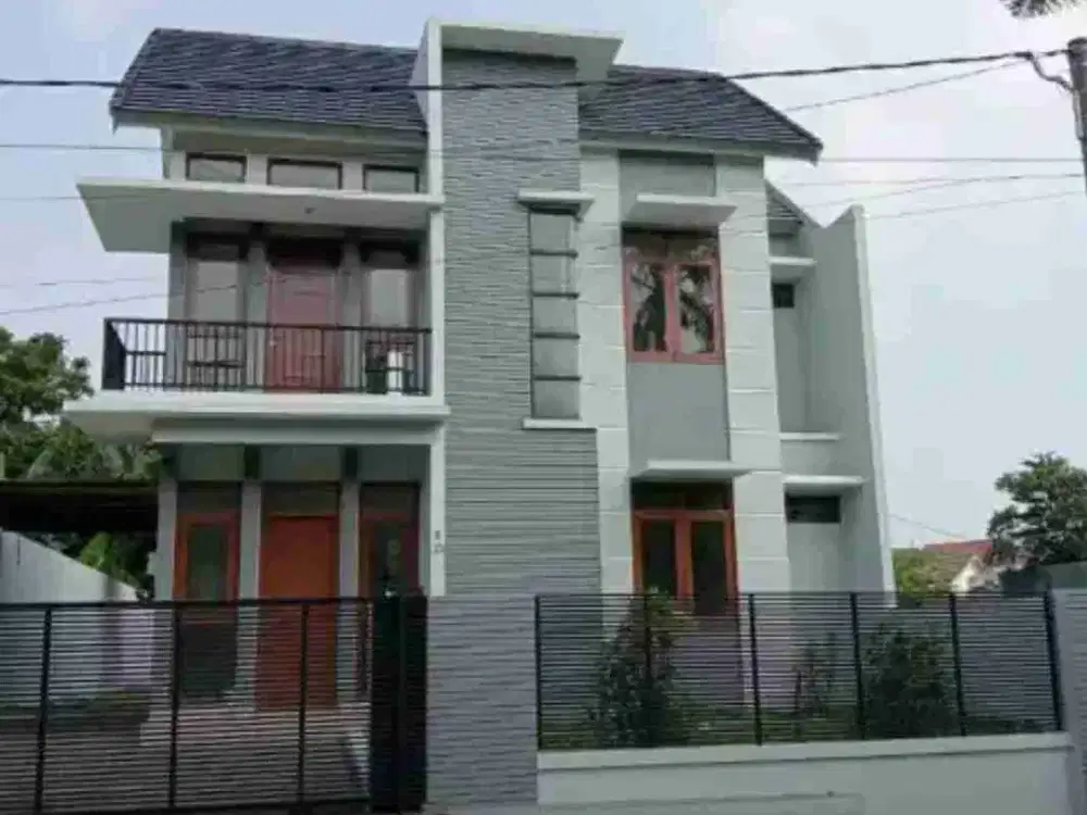 RUMAH MEWAH DI KEMANG PRATAMA KOTA BEKASI