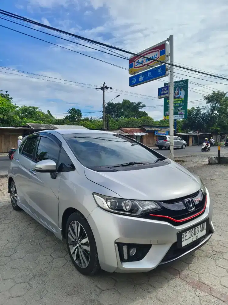 Honda jazz RS 2015 (pajak baru dibayar)