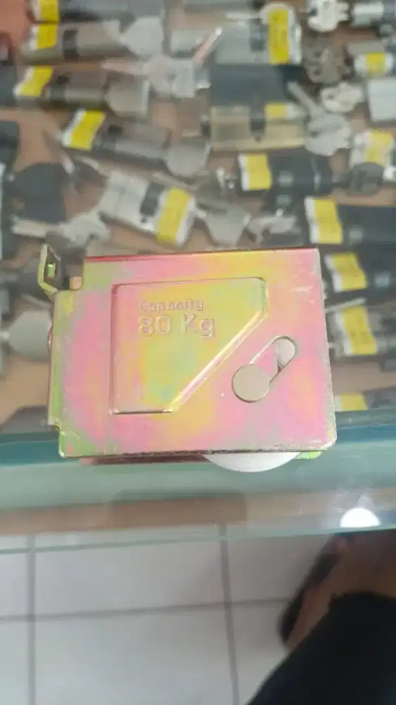 Di butuhkan Wanita untuk jaga toko