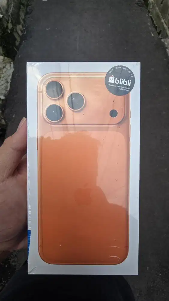 Jual iPhone 17 Promax 256GB Cosmic Orange. Baru garansi resmi