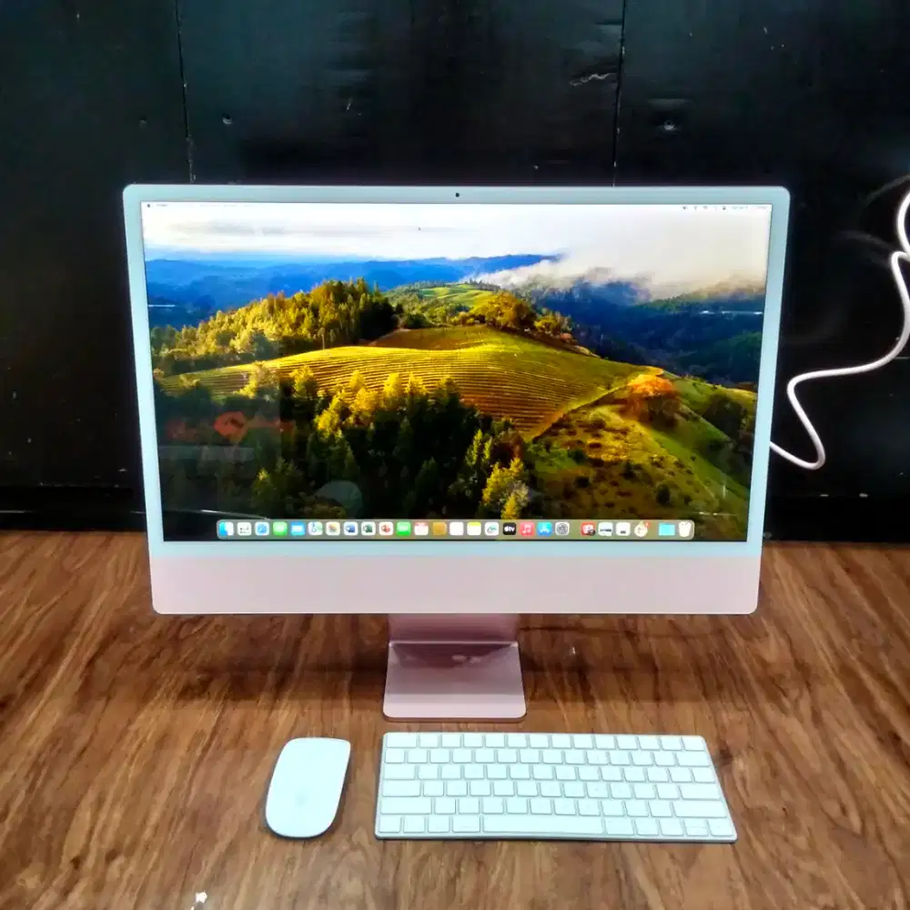 iMAC 24-inch 2021 Chip M1 RAM 8GB SSD 256GB ( Second )