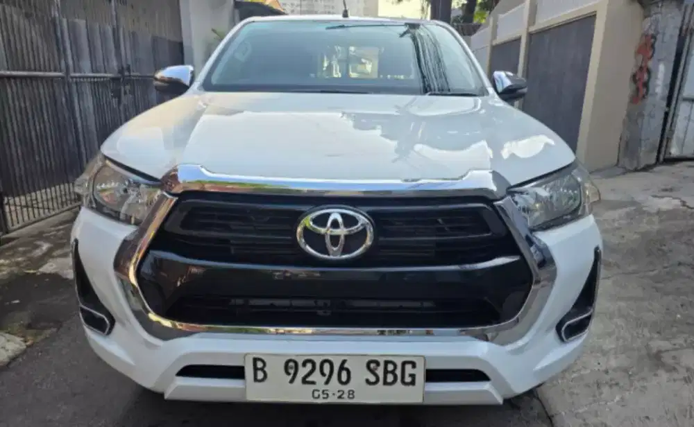 Toyota Hilux G Double cabin 4x4 Diesel 2023 Manual