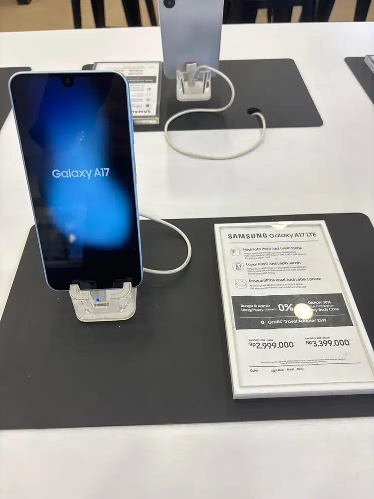 SAMSUNG GALAXY A17 LTE 8/128