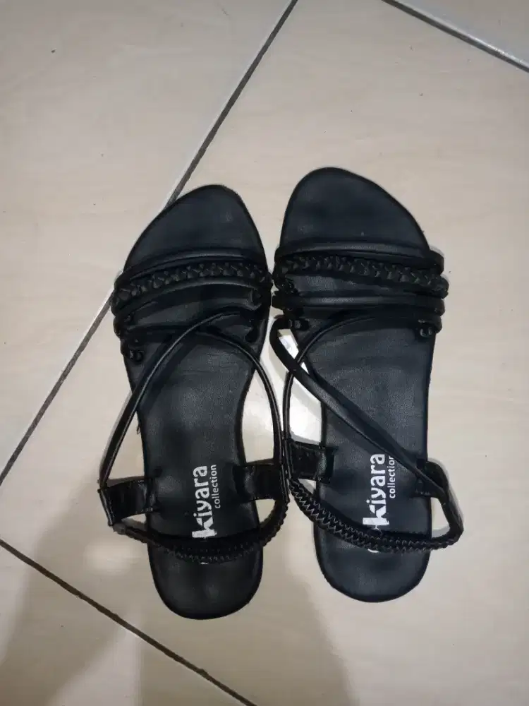 SENDAL TEPLEK WANITA - HSC 2025