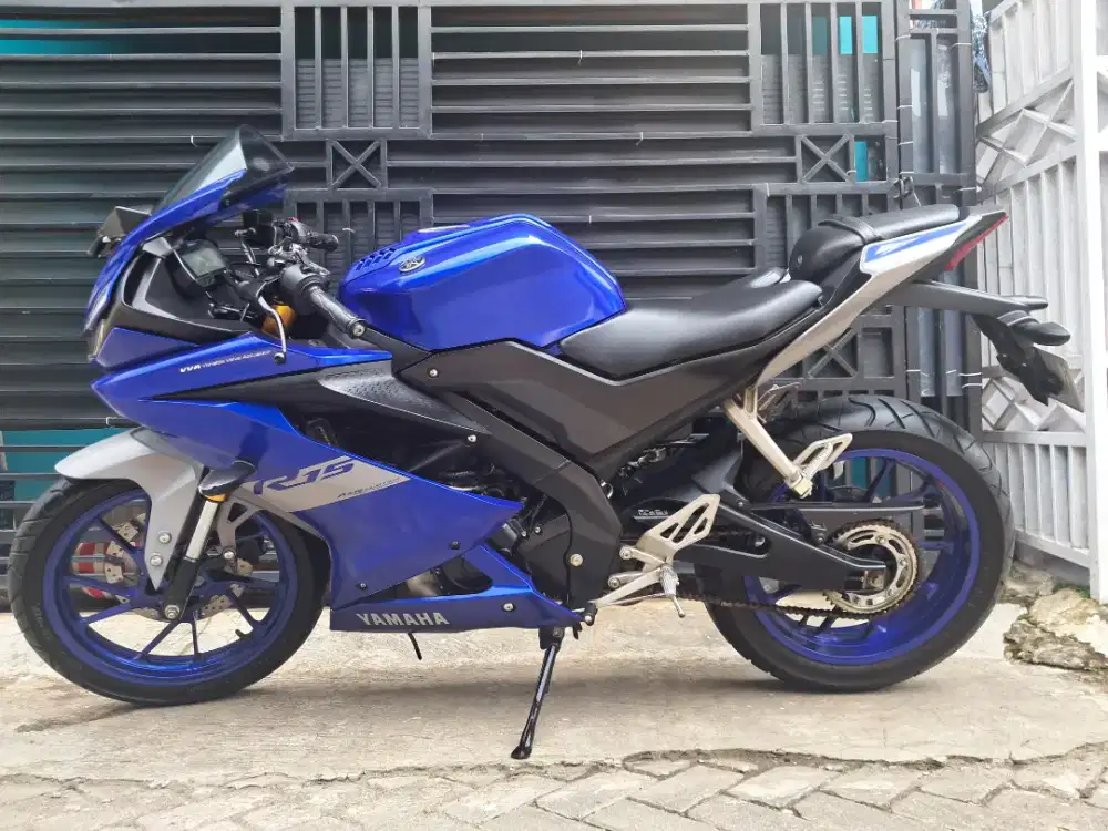 Yamaha R15 2021