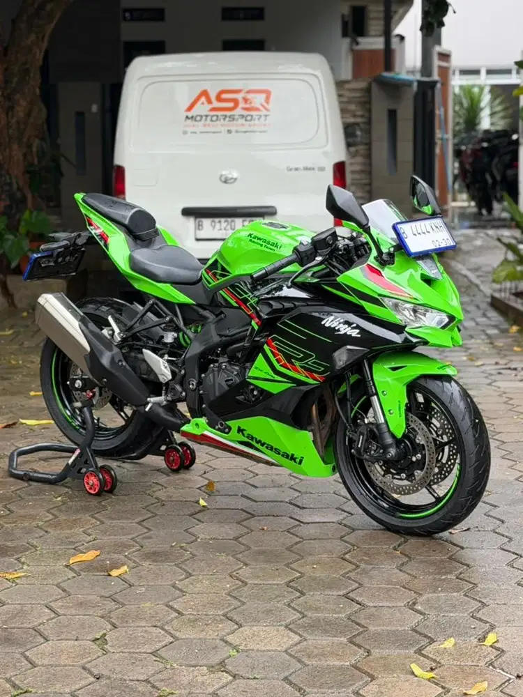 Kawasaki zx4rr 2025