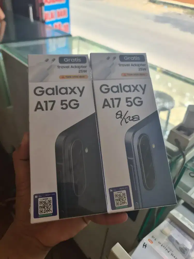 Samsung galaxy A17 5G ram8/128 garansi resmuli 1 tahun