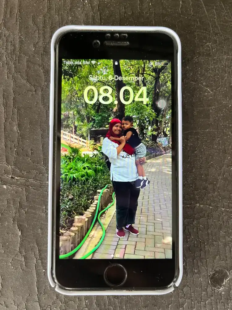 iPhone 8 128 GB inter