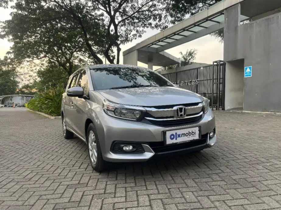 LOW DP Honda Mobilio 1.5 E Bensin-MT 2018 FMG