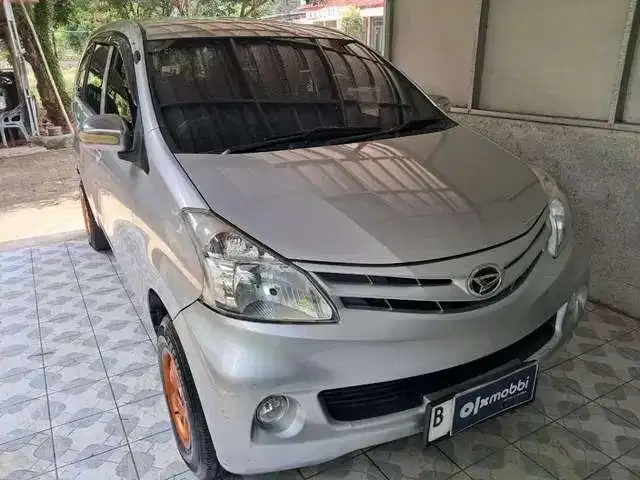 LOW DP Daihatsu Xenia 1.0 M STD Bensin-MT 2013 SRU