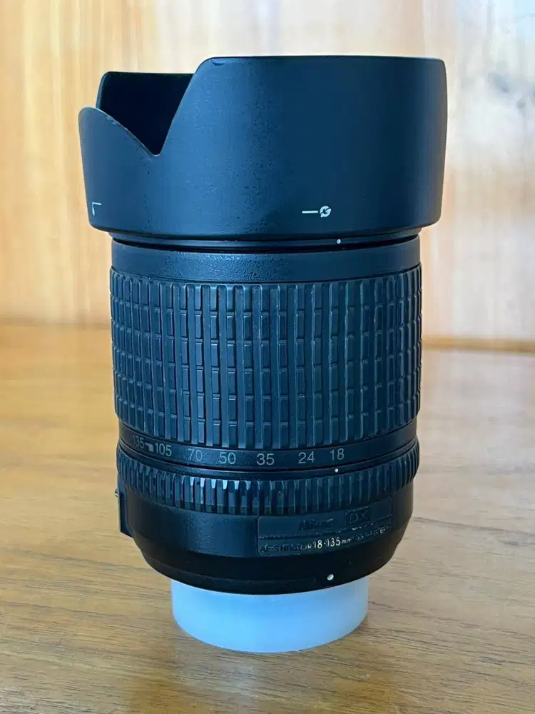 Nikon AF-S 18-135mm f/3.5-5.6 ED