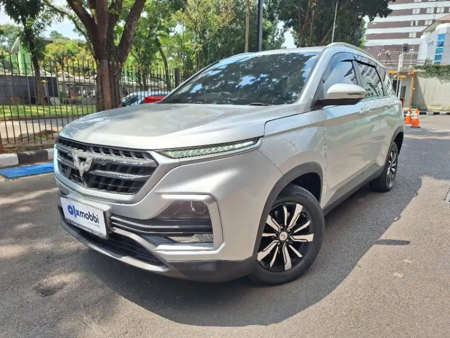 LOW DP Wuling Almaz 1.5 Exclusive 5-Seater Bensin-AT 2020 KZB