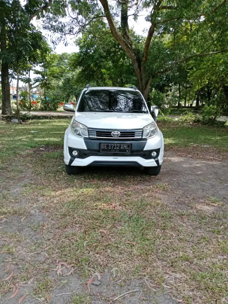 TOYOTA RUSH TRD 2015 ISTIMEWA