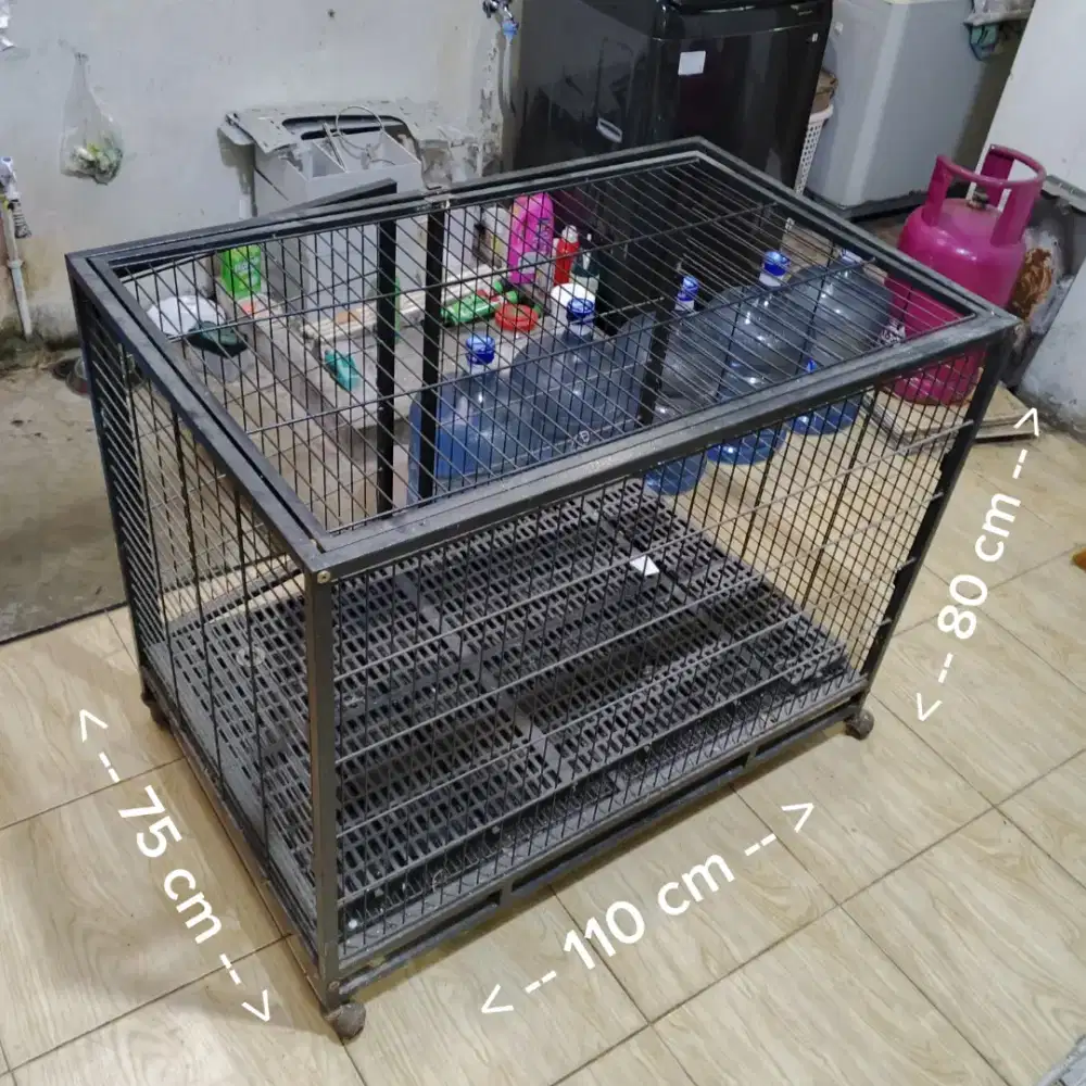 Kandang anjing second dengan besi kuat kokoh