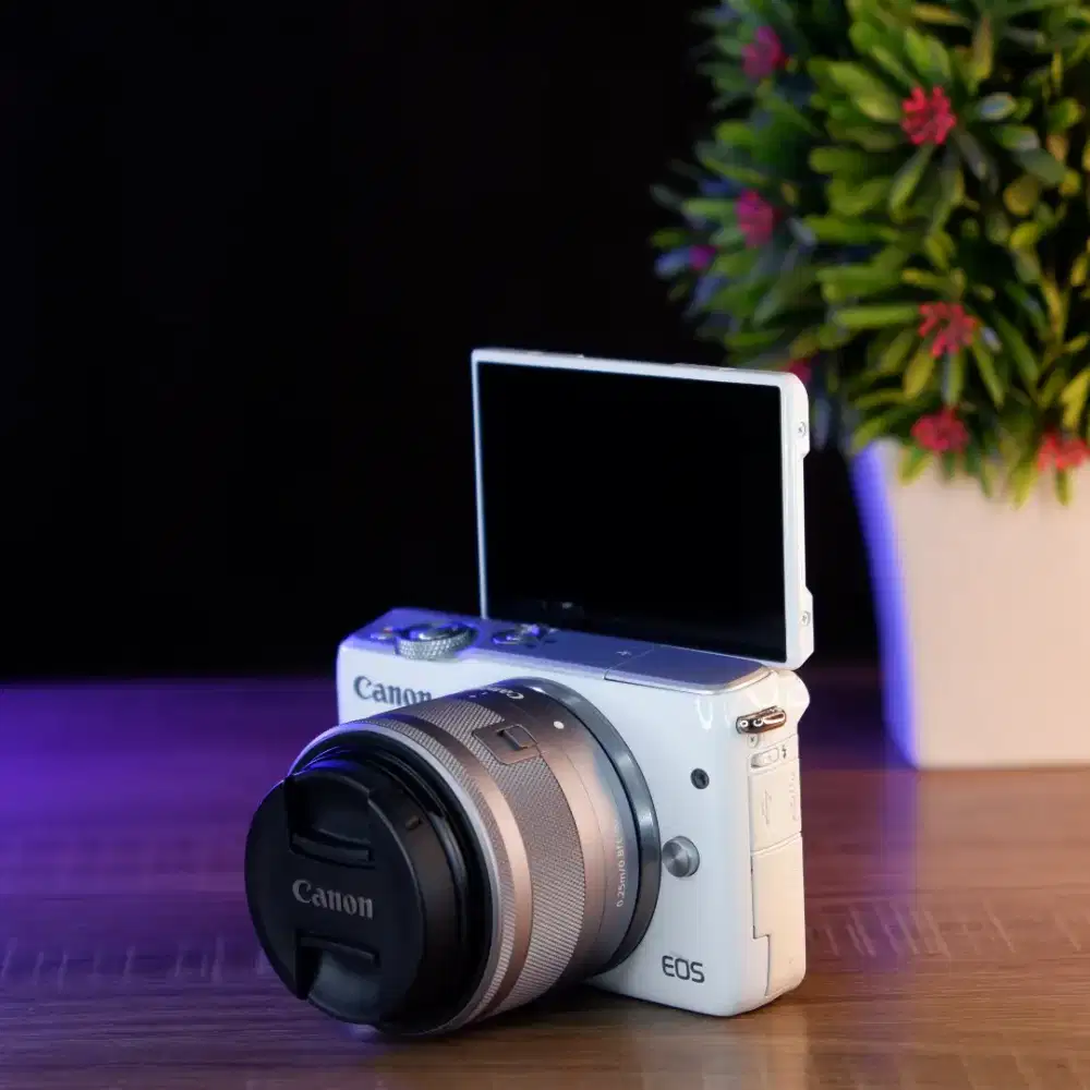 Black,White | Canon M10 Canon M100 Mirrorless Canon EOS M3 EOS M