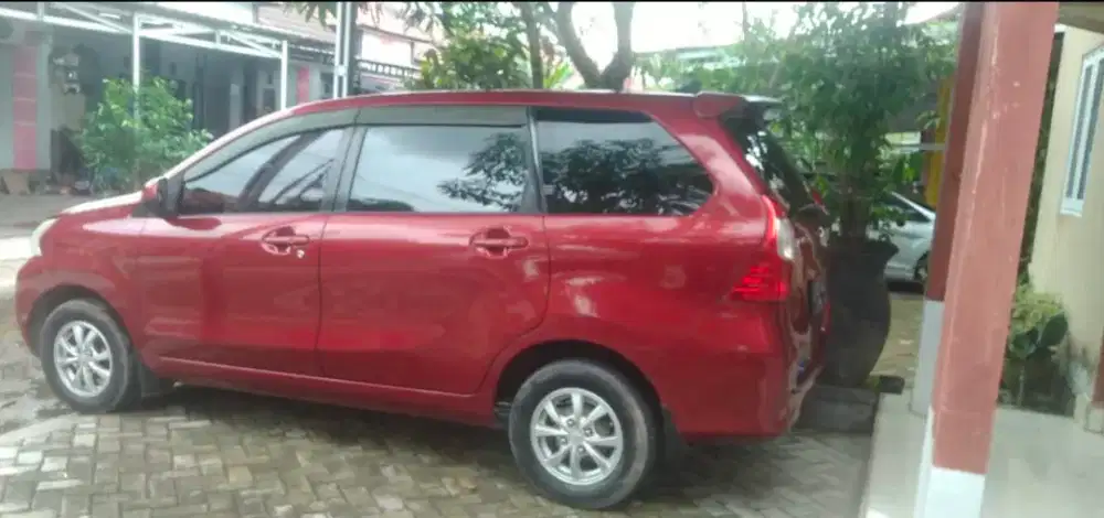 Di jual avanza type E 1,3 CC..mobil irit sejuta umat