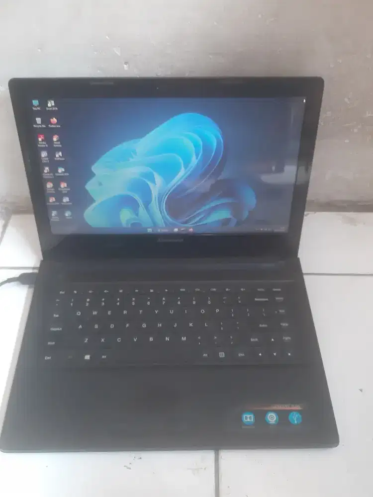Lenovo G40-80 intel Core i3 generasi 5,Ram 8GB,HDD 500GB