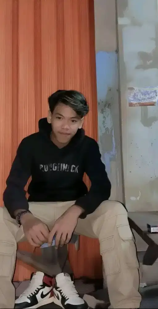 Saya sedang mencati pekerjaan