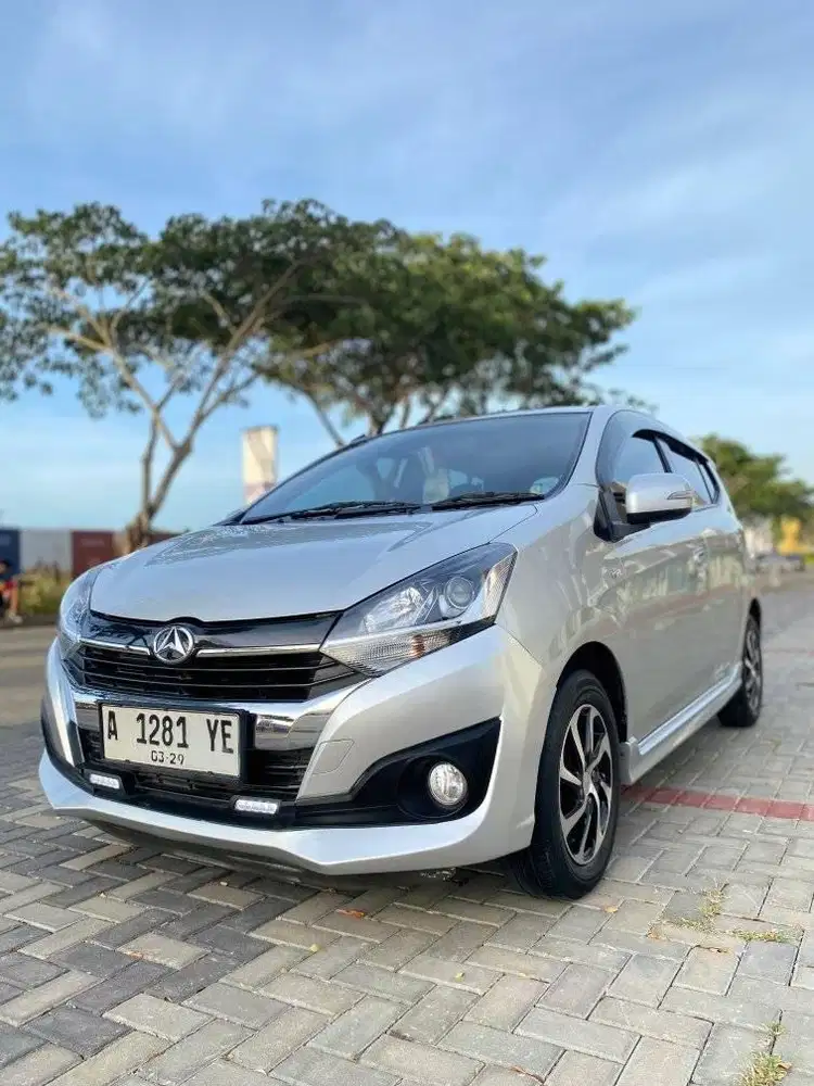 Daihatsu Ayla R 1200cc facelif KM 32rb asliii kaya baru