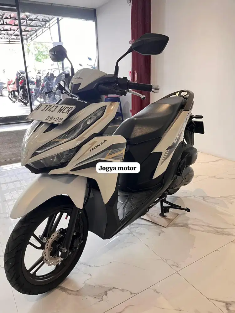 (B) honda vario 125 iss keyles 2023