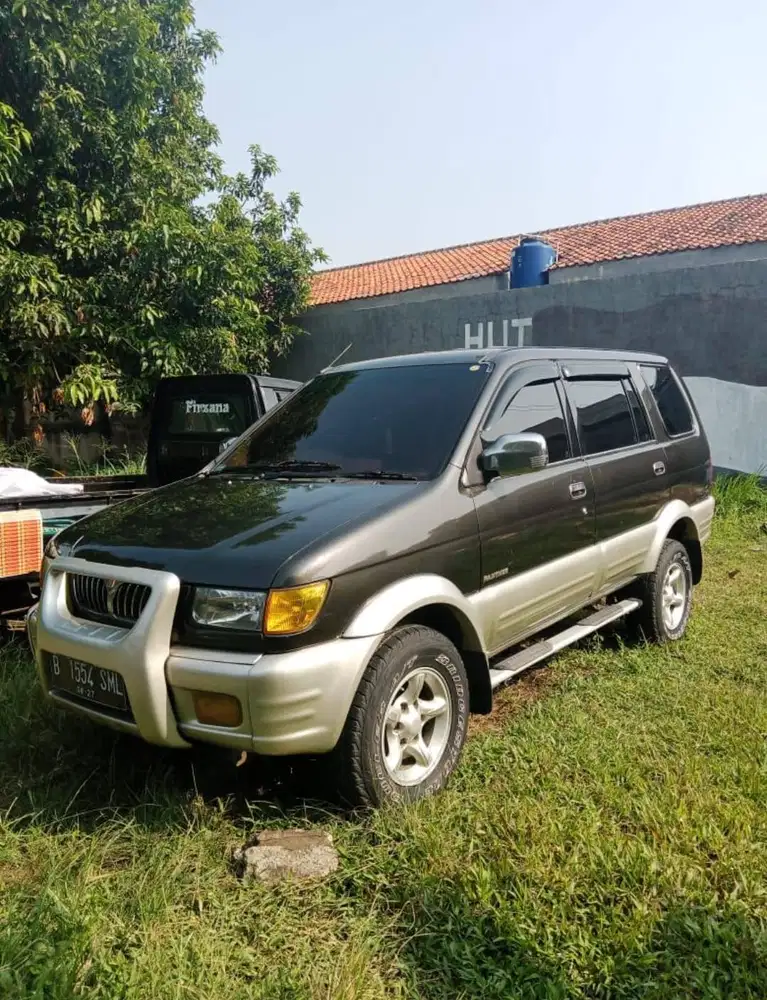 Isuzu Panther 2003 MT – Diesel 2.5